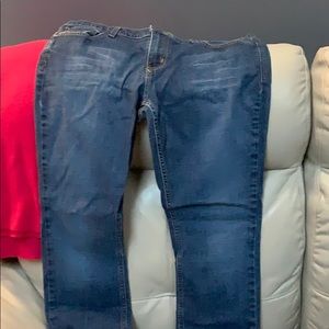 Mossimo denim jeans